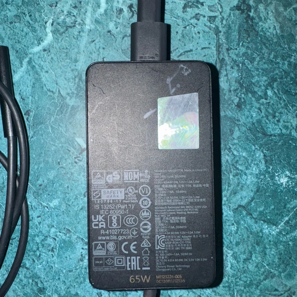 Laptop surface 5 Charger 65W (Original)